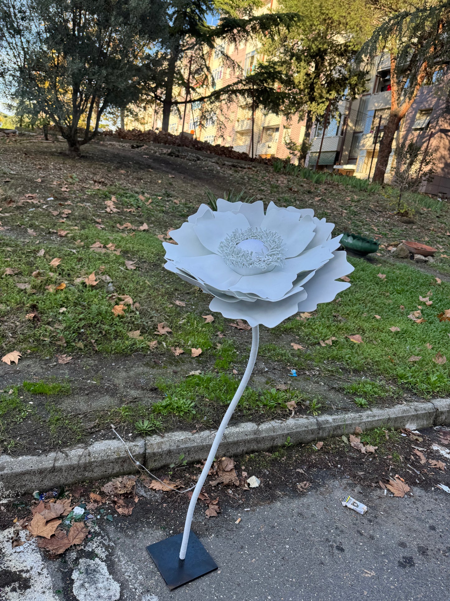 Fiorellone peonia bianca classica- mammona handmade