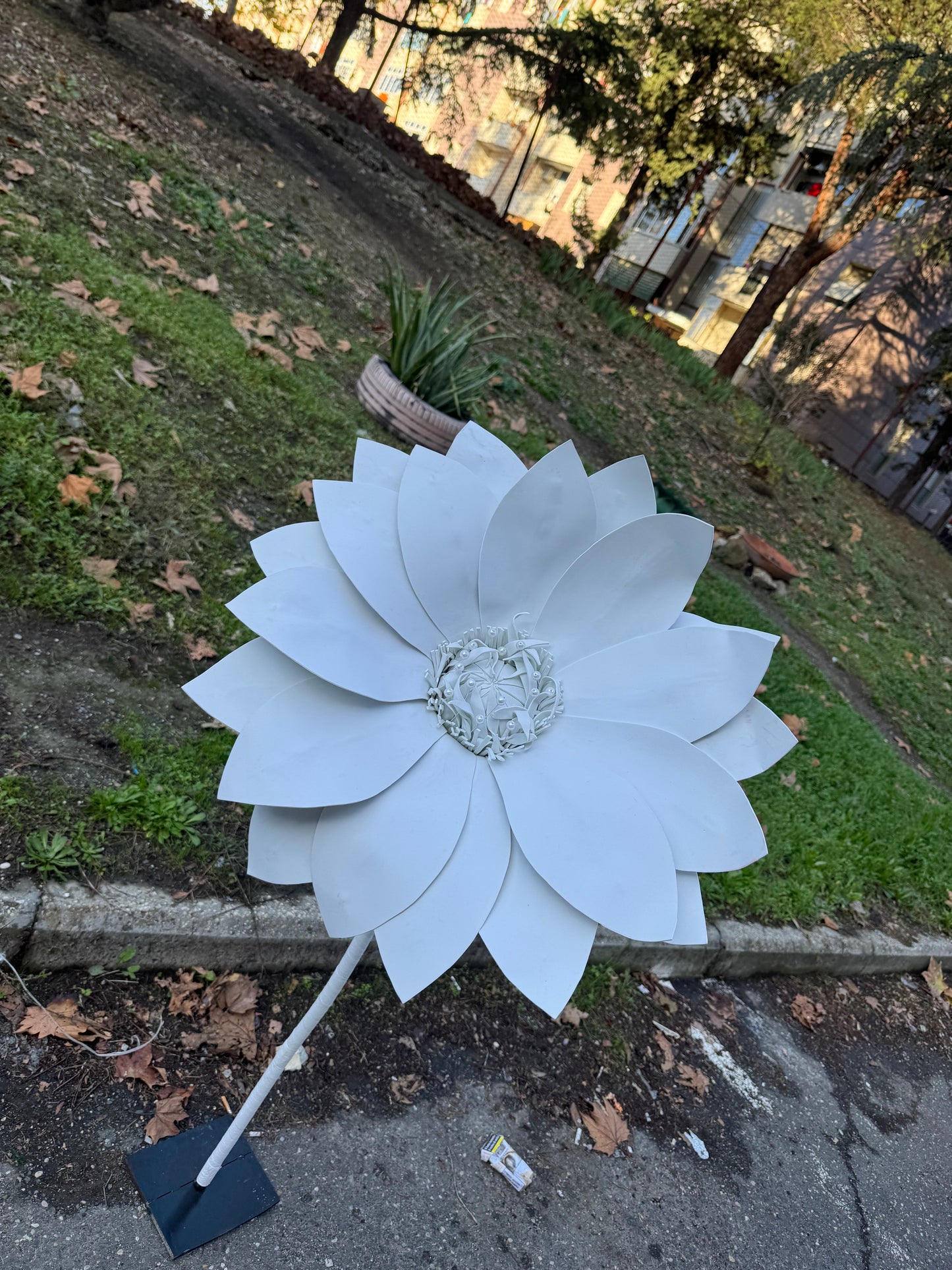 Fiorellone Margherita bianca - mammona handmade